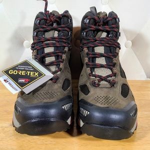 Vasque Breeze AT Mid GTX Hiking Boots